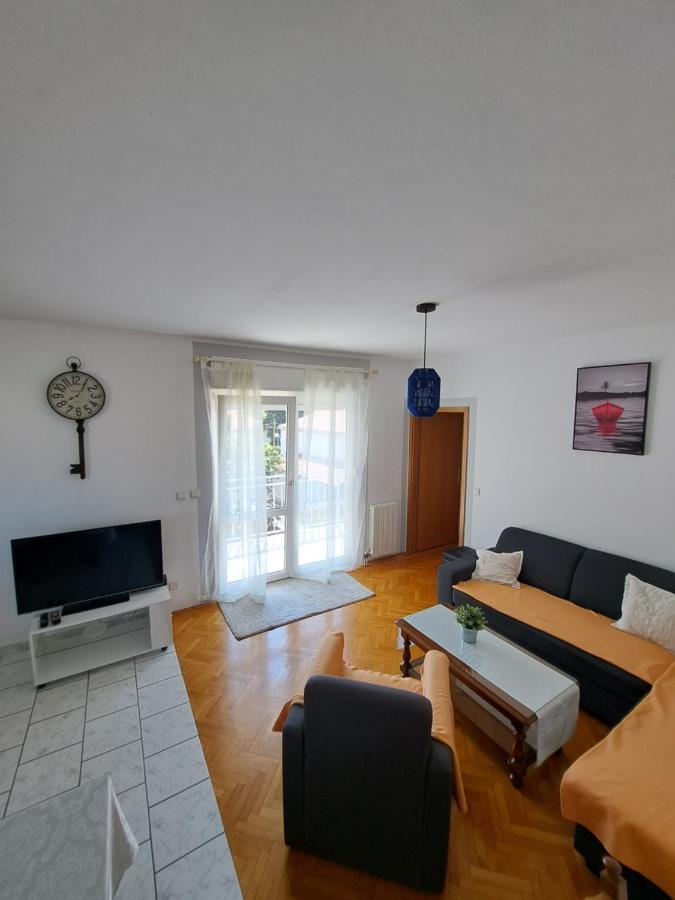 Varnica Guest house