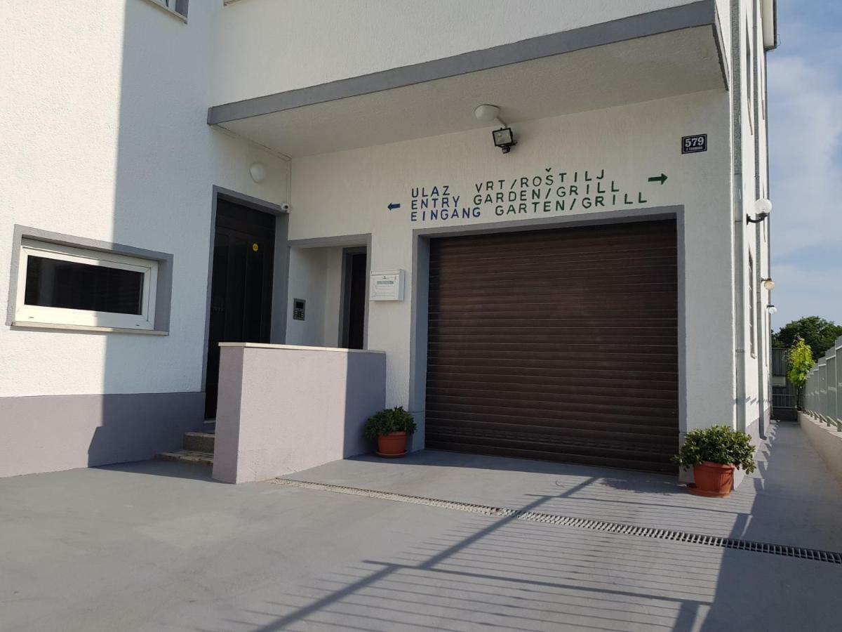 Guest house Varnica 3*